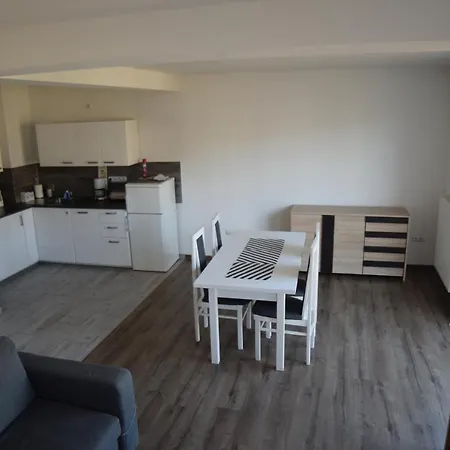 Hot Pot Apartament Apartment *